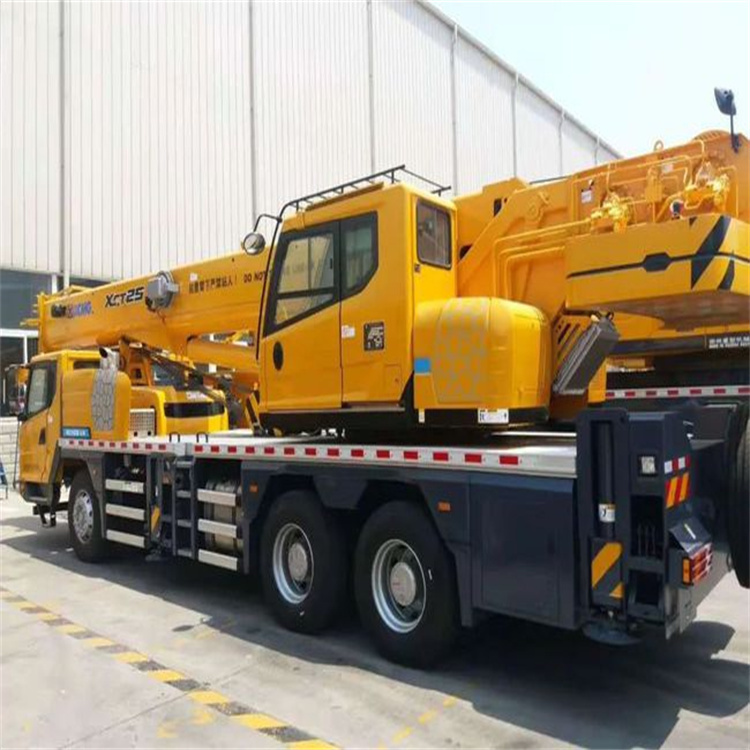 余姚离这最近出租吊车电话